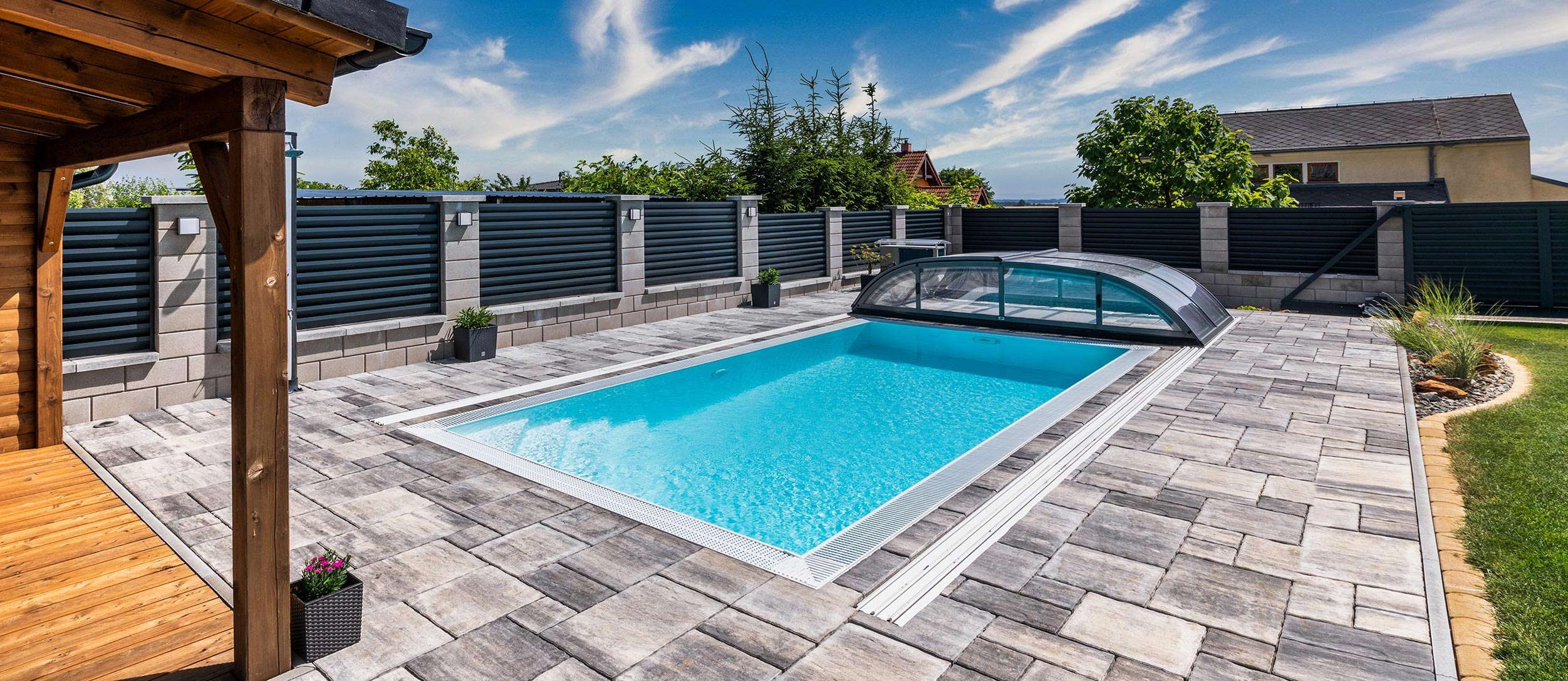 Überlaufpool